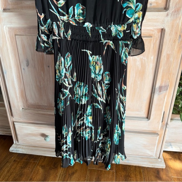 Chico’s Pleated Dress Women’s 1.5 NEW Women’s Small - Picture 5 of 13